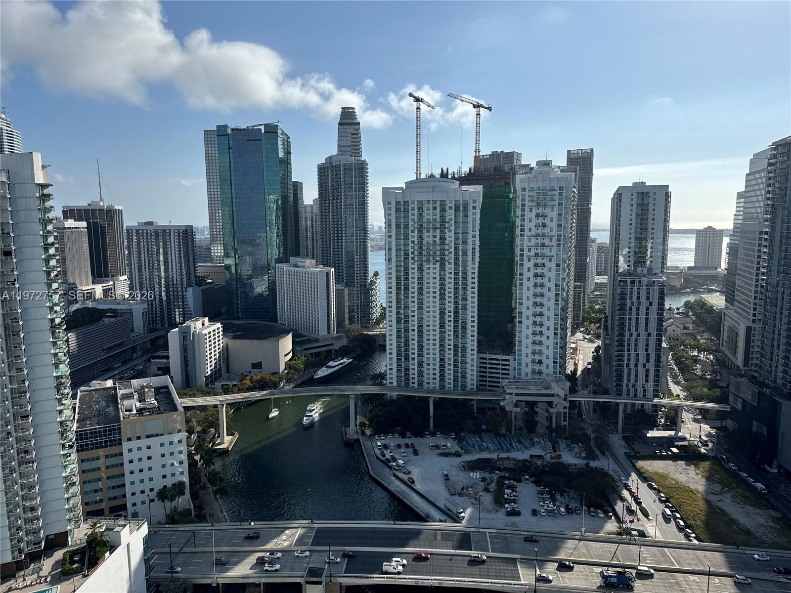 92 Southwest 3rd Street, Unit 3912 Miami, FL 33130 - Photo 26 of 33 a picture of city view