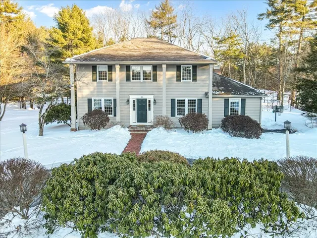 $1,275,000 | 104 Wood End Lane, Medfield, MA 02052