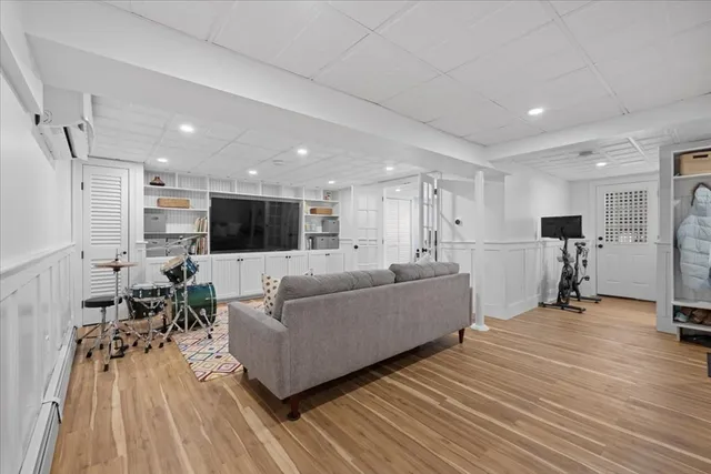 $1,275,000 | 104 Wood End Lane, Medfield, MA 02052