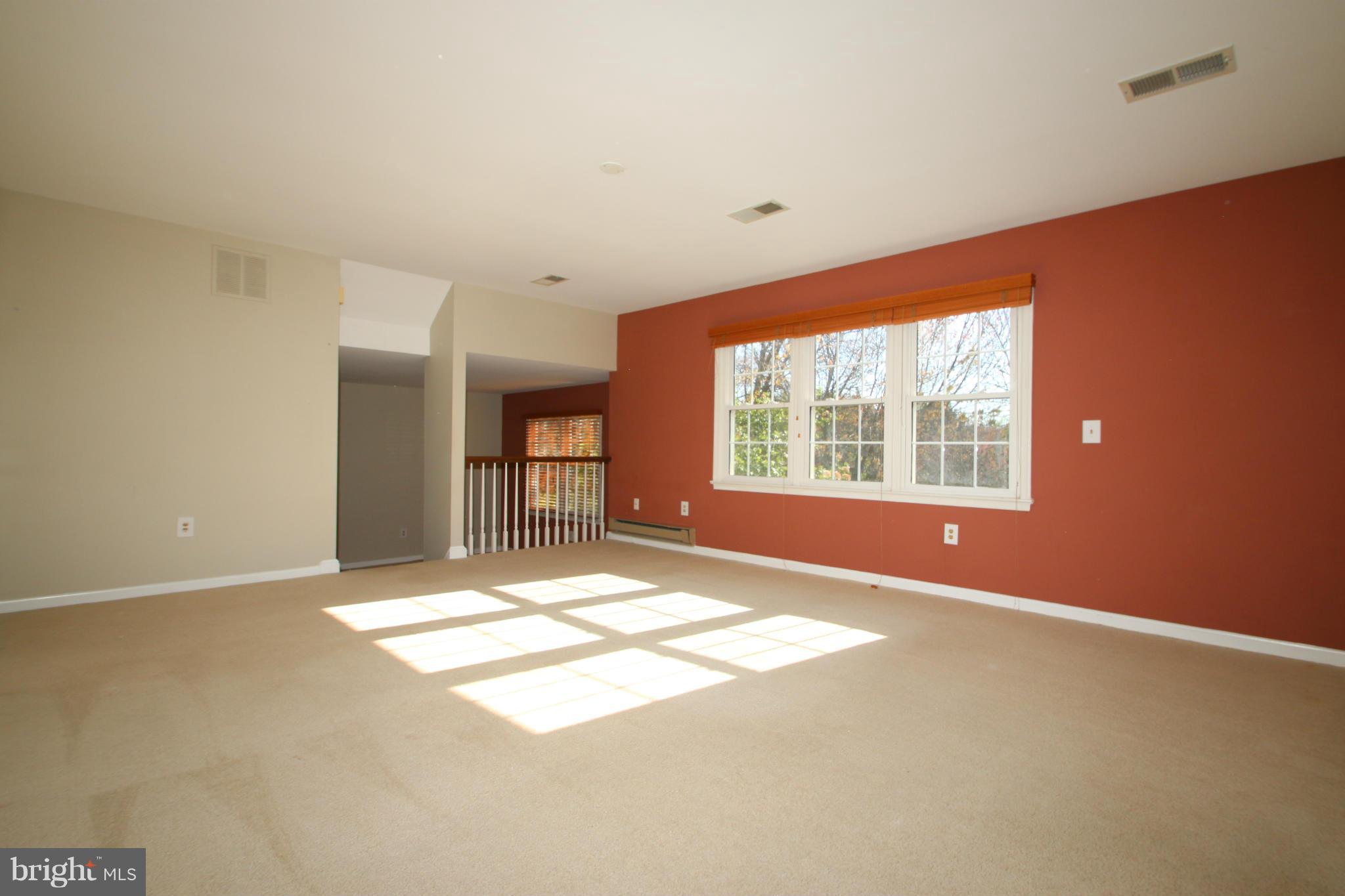 20912 Sunnyacres Road Gaithersburg, MD 20882 - Photo 6 of 20 Master Bedroom