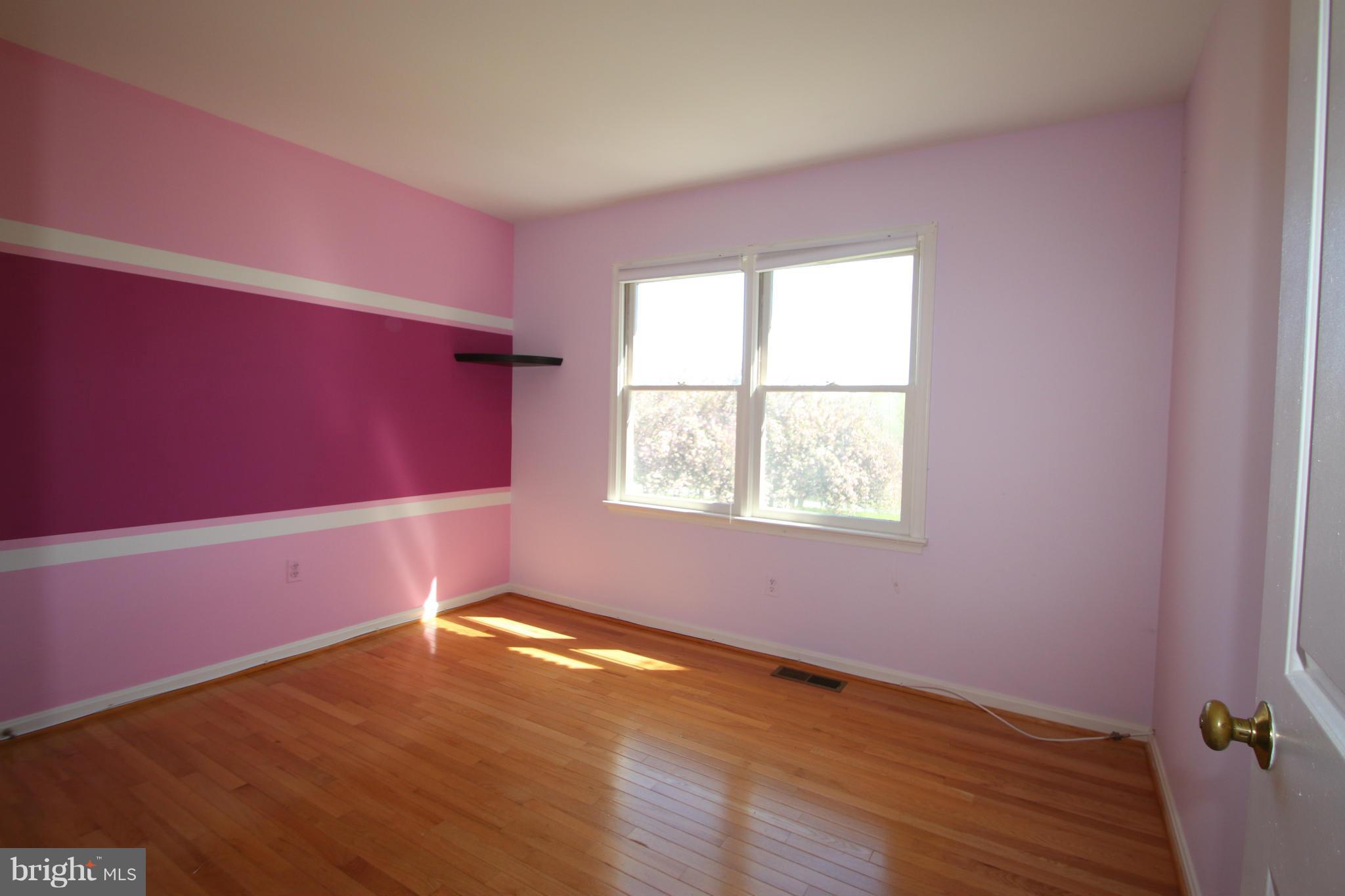 20912 Sunnyacres Road Gaithersburg, MD 20882 - Photo 10 of 20 Bedroom 3