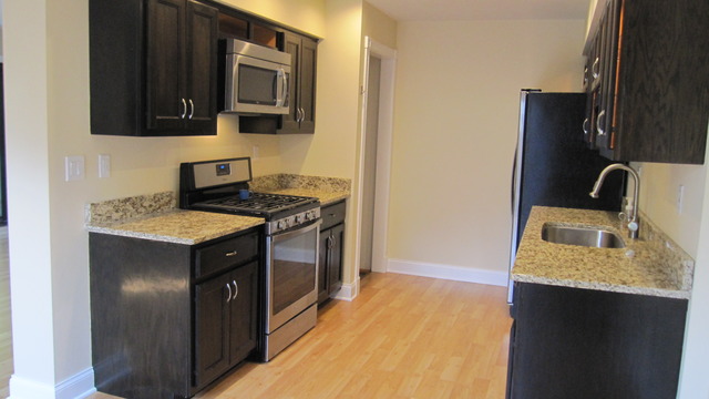 1026 Schoolgate Road New Lenox, IL 60451 - Photo 4 of 25