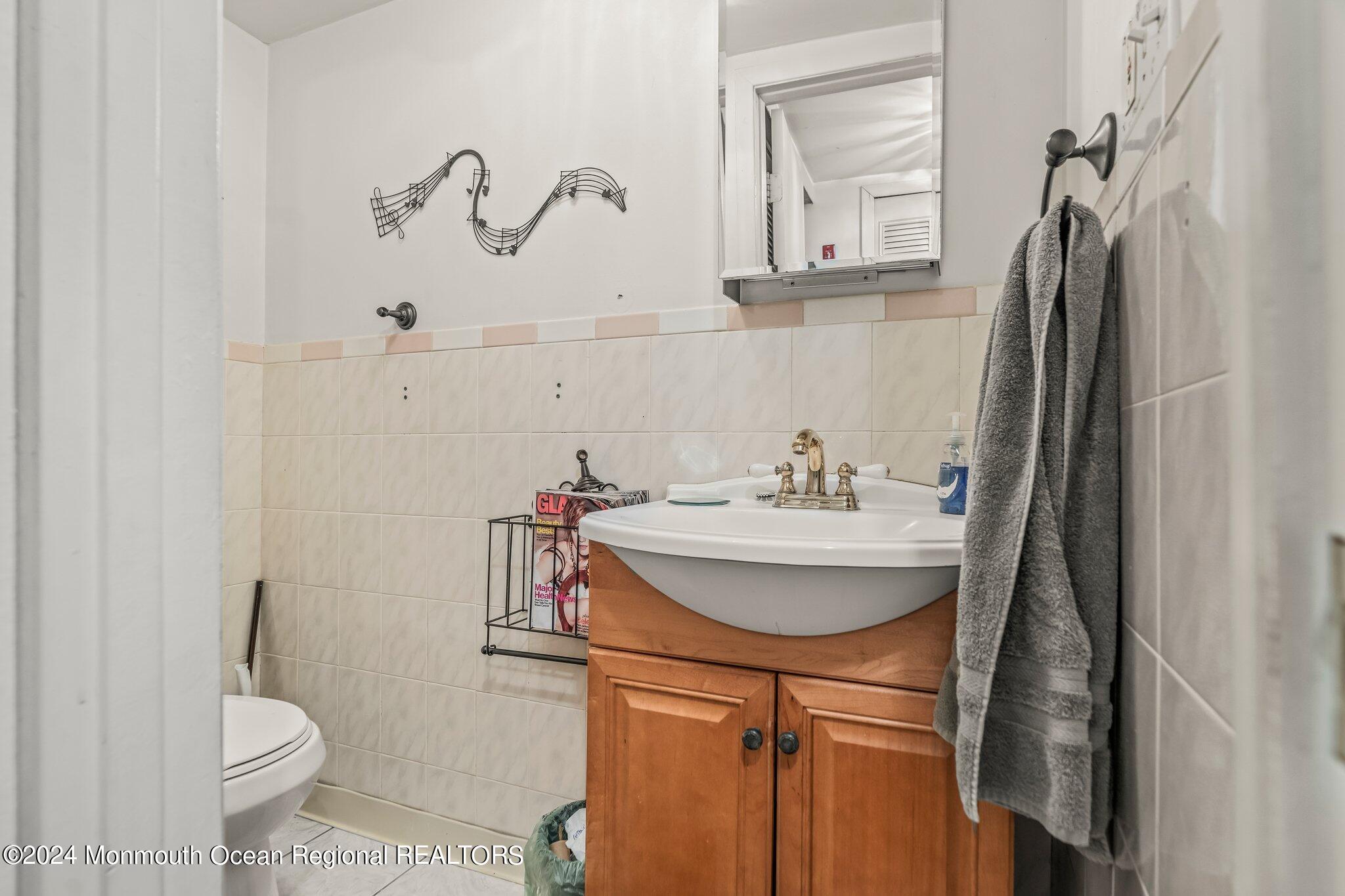 9 Radcliff Place Willingboro, NJ 08046 - Photo 8 of 15 8-web-or-mls-DSC08534