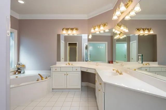 $925,000 | 530 Kings County Court, Milton, GA 30004