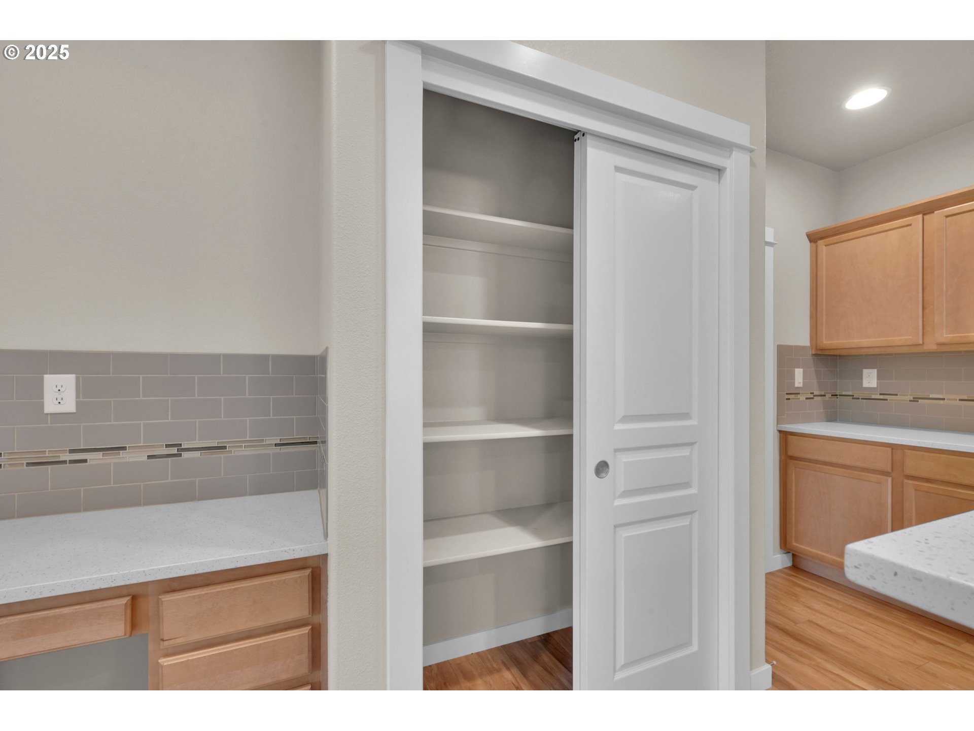 3015 Guadalupe Way Eugene, OR 97408 - Photo 20 of 48 a bathroom with a sink and a mirror