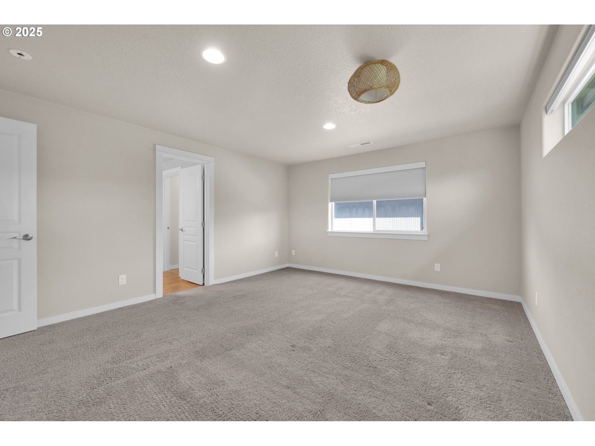 3015 Guadalupe Way Eugene, OR 97408 - Photo 24 of 48 a view of an empty room with a window
