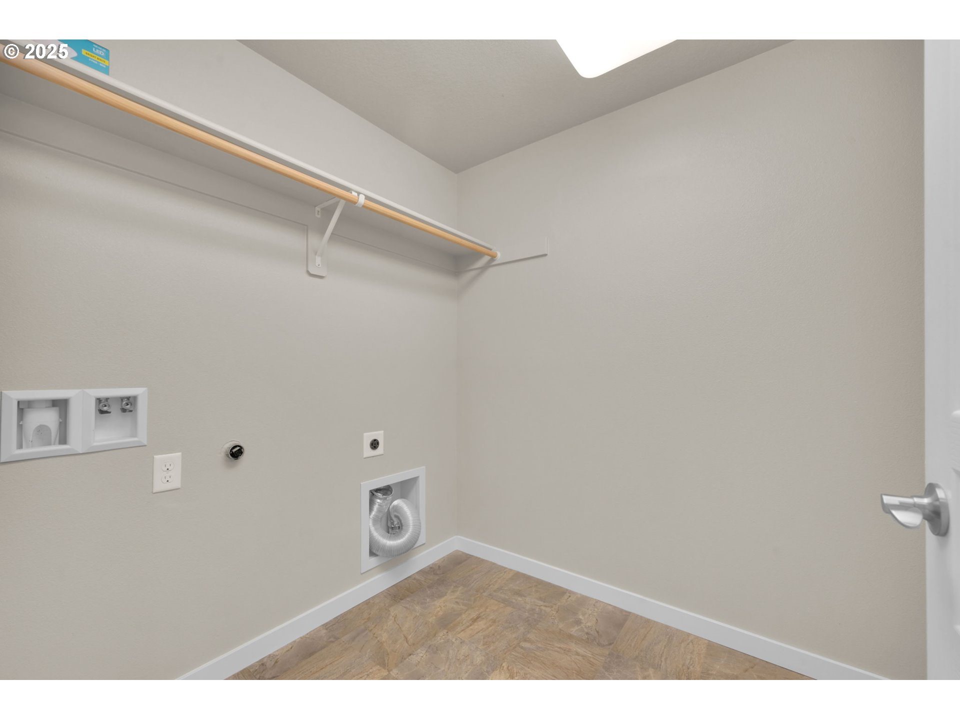 3015 Guadalupe Way Eugene, OR 97408 - Photo 29 of 48 a view of an empty room