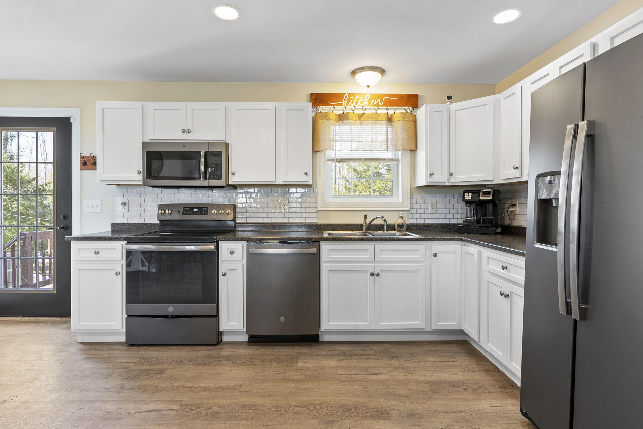 408 Deering Ridge Road East Waterboro, ME 04030 - Photo 15 of 50 Kitchen