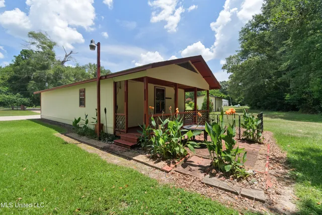 $299,000 | 557 Old Highway 49, Seminary, MS 39479