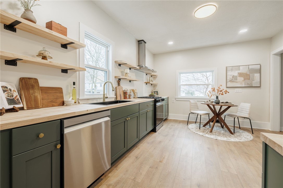 190 Henrietta Street Rochester, NY 14620 - Photo 13 of 35