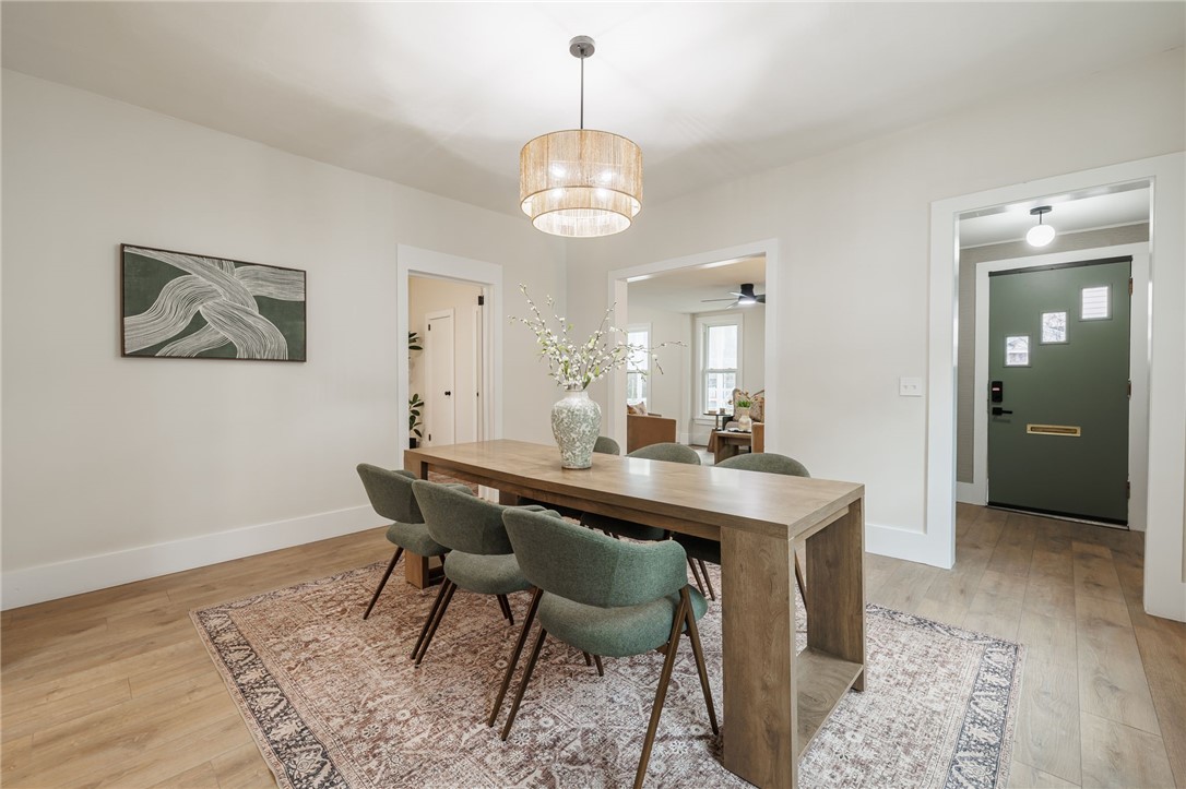 190 Henrietta Street Rochester, NY 14620 - Photo 3 of 35