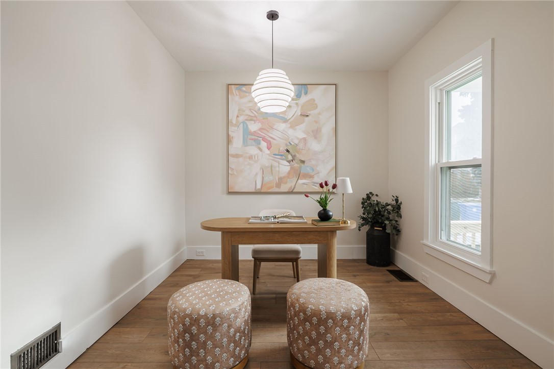 190 Henrietta Street Rochester, NY 14620 - Photo 10 of 35