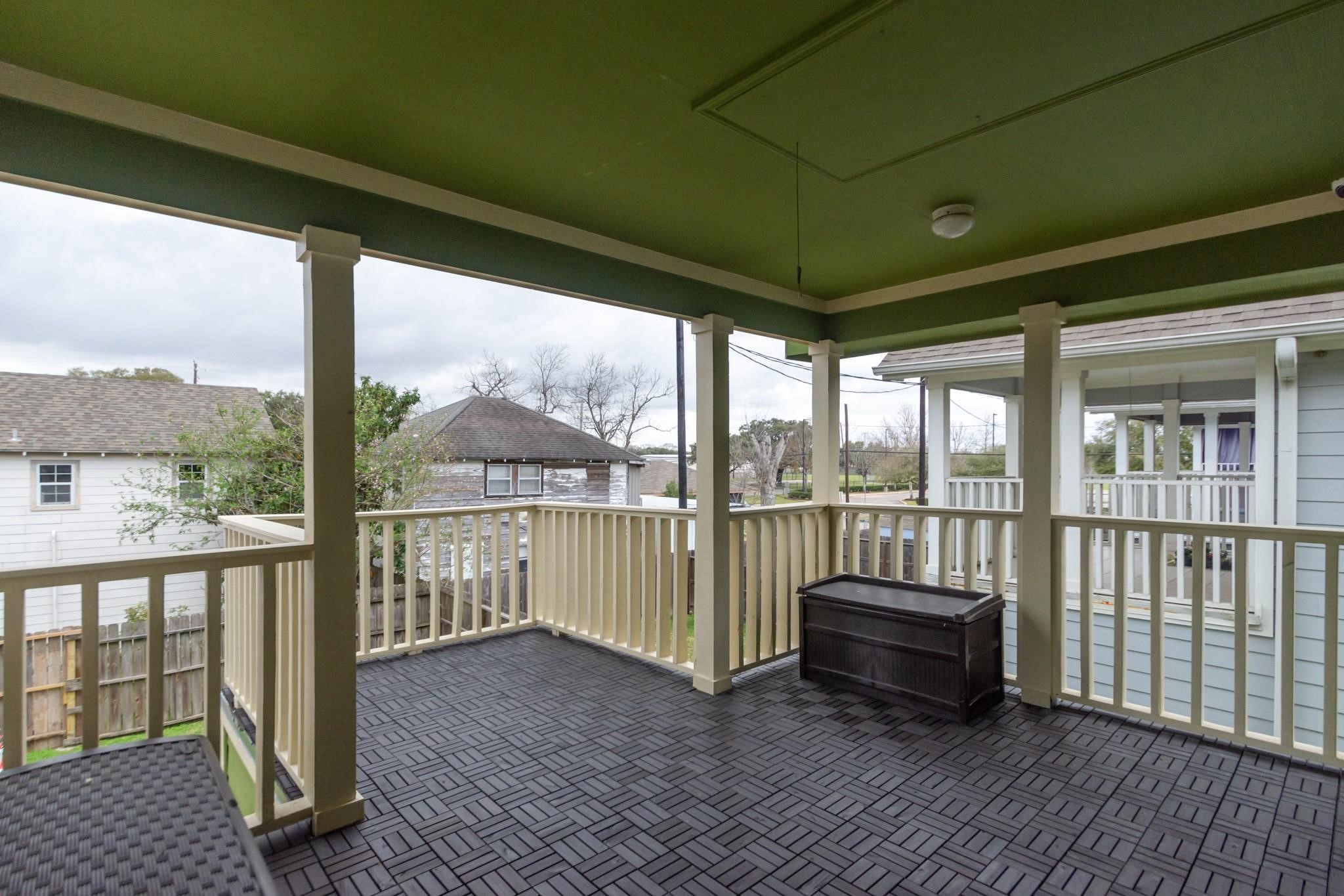404 Spooner Street Pasadena, TX 77506 - Photo 1 of 27