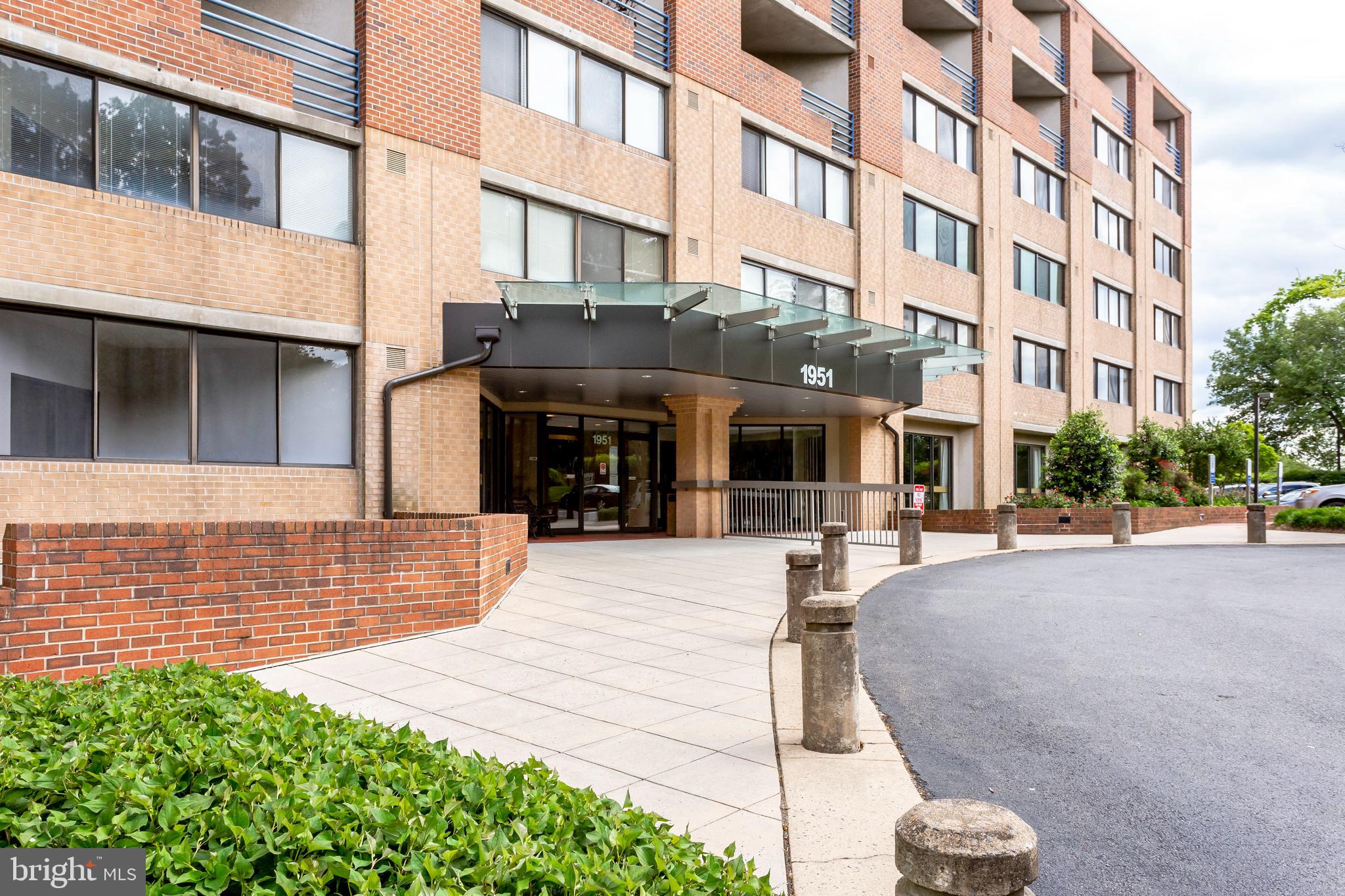 1951 Sagewood Lane, Unit 517 Reston, VA 20191 - Photo 2 of 50 The Thoreau Place is a 55+ condo community.