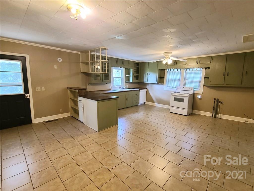 9750 Reed Mine Road Midland, NC 28107 - Photo 10 of 22 Gallery Image 10