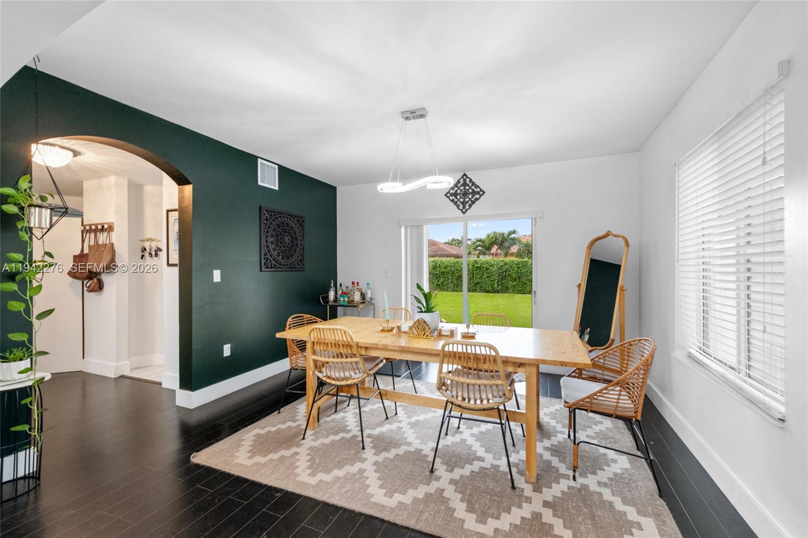 4172 Northeast 16th Street Homestead, FL 33033 - Photo 12 of 35