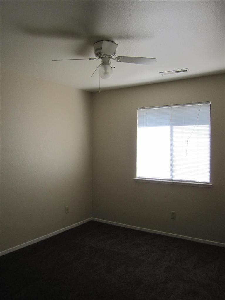 25725 Vine Road Madera, CA 93638 - Photo 8 of 22 Gallery Image 8