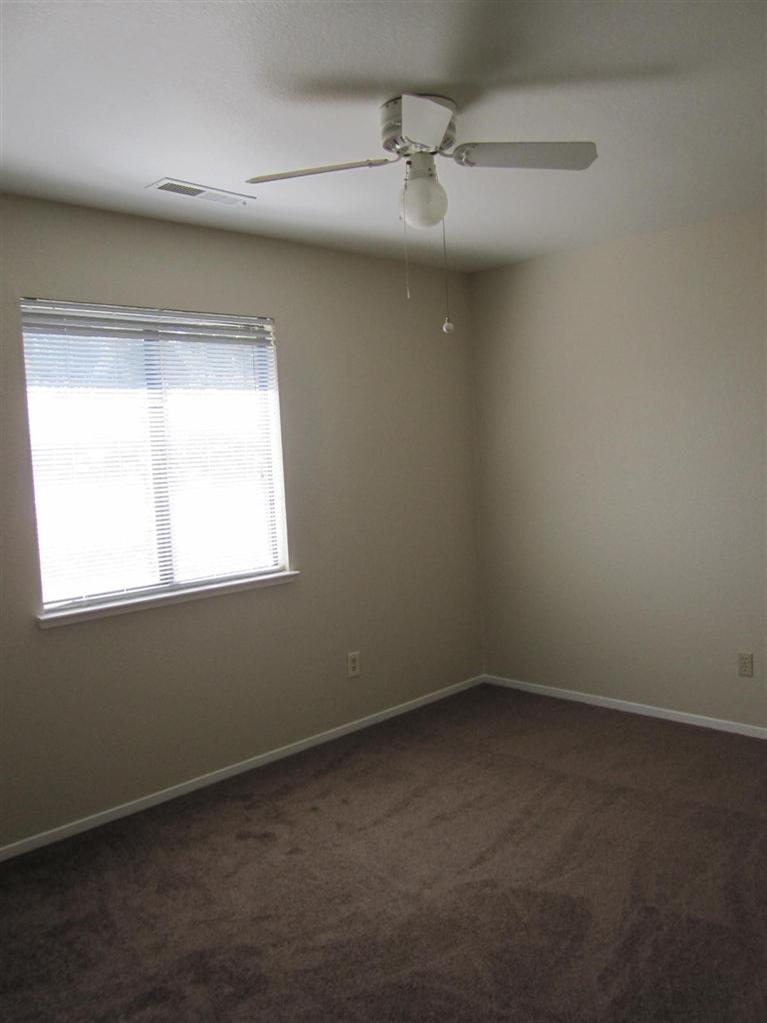 25725 Vine Road Madera, CA 93638 - Photo 9 of 22 Gallery Image 9
