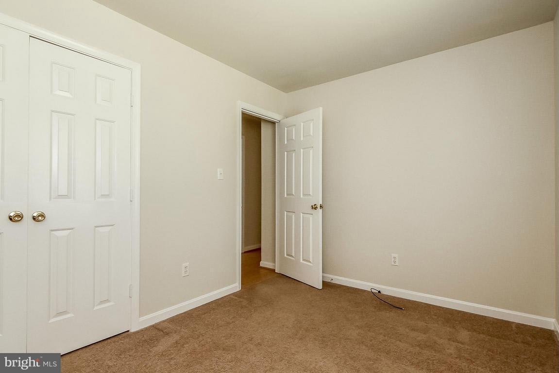 13367 Union Church Road Sumerduck, VA 22742 - Photo 22 of 30 an empty room with closet area