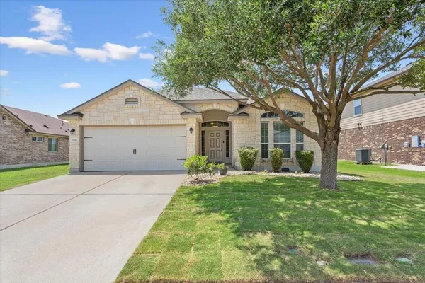 $300,000 | 9448 Centennial Drive, Waco, TX 76708