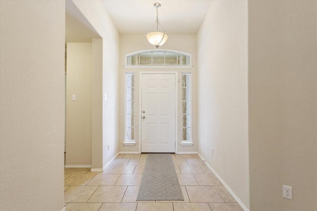 9448 Centennial Drive Waco, TX 76708 - Photo 13 of 34