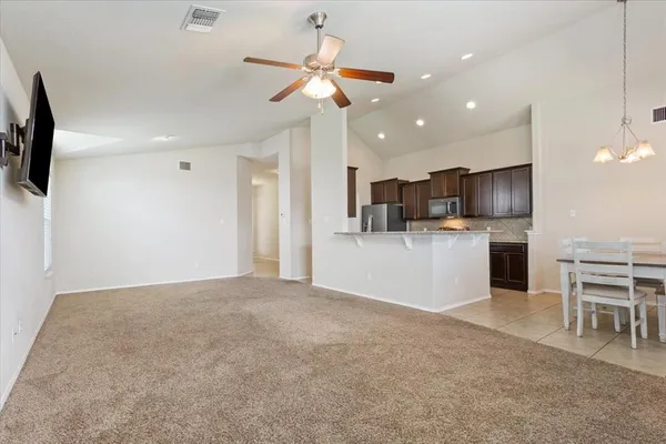 $300,000 | 9448 Centennial Drive, Waco, TX 76708