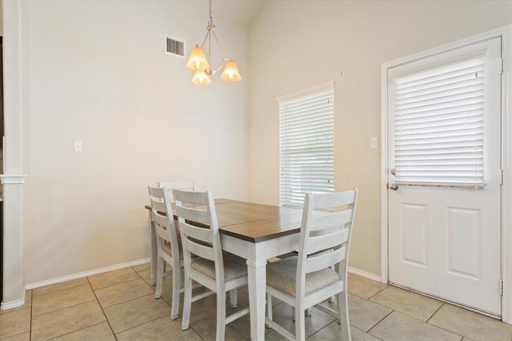 9448 Centennial Drive Waco, TX 76708 - Photo 19 of 34
