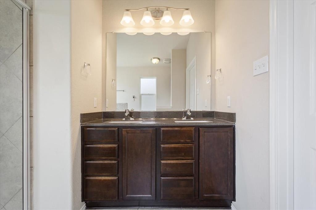 9448 Centennial Drive Waco, TX 76708 - Photo 27 of 34