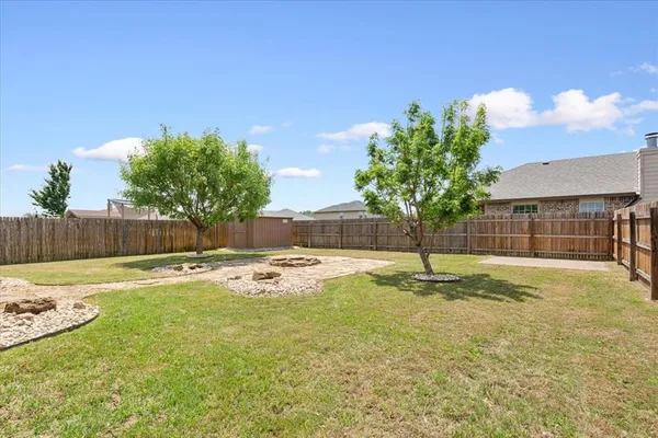 $300,000 | 9448 Centennial Drive, Waco, TX 76708