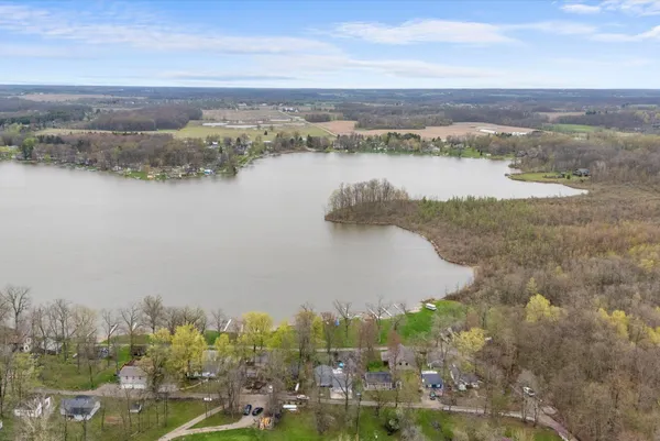 $329,900 | 9874 Highland Drive, Montgomery, MI 49255