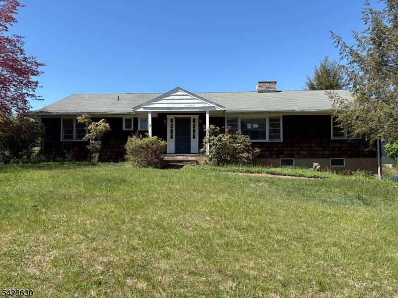 18 Pottersville Road Peapack-Gladstone, NJ 07934 - Photo 1 of 33