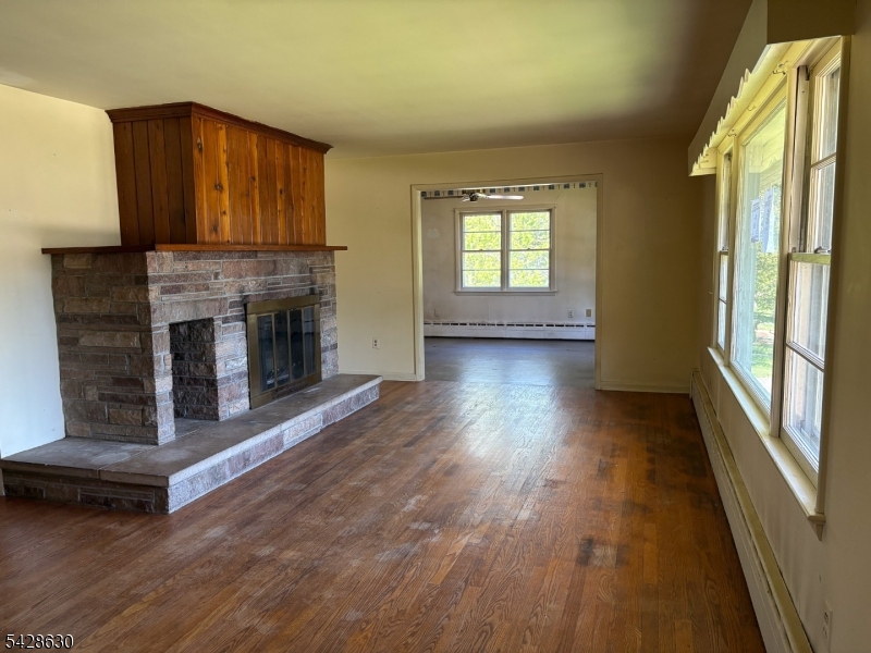 18 Pottersville Road Peapack-Gladstone, NJ 07934 - Photo 3 of 33