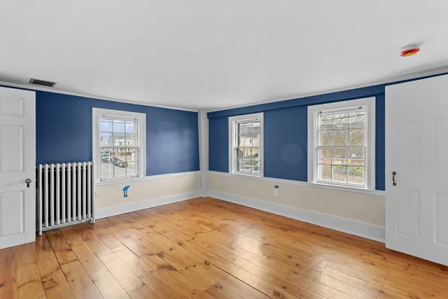 $3,400 | 80 Lafayette Road, Hampton Falls, NH 03844