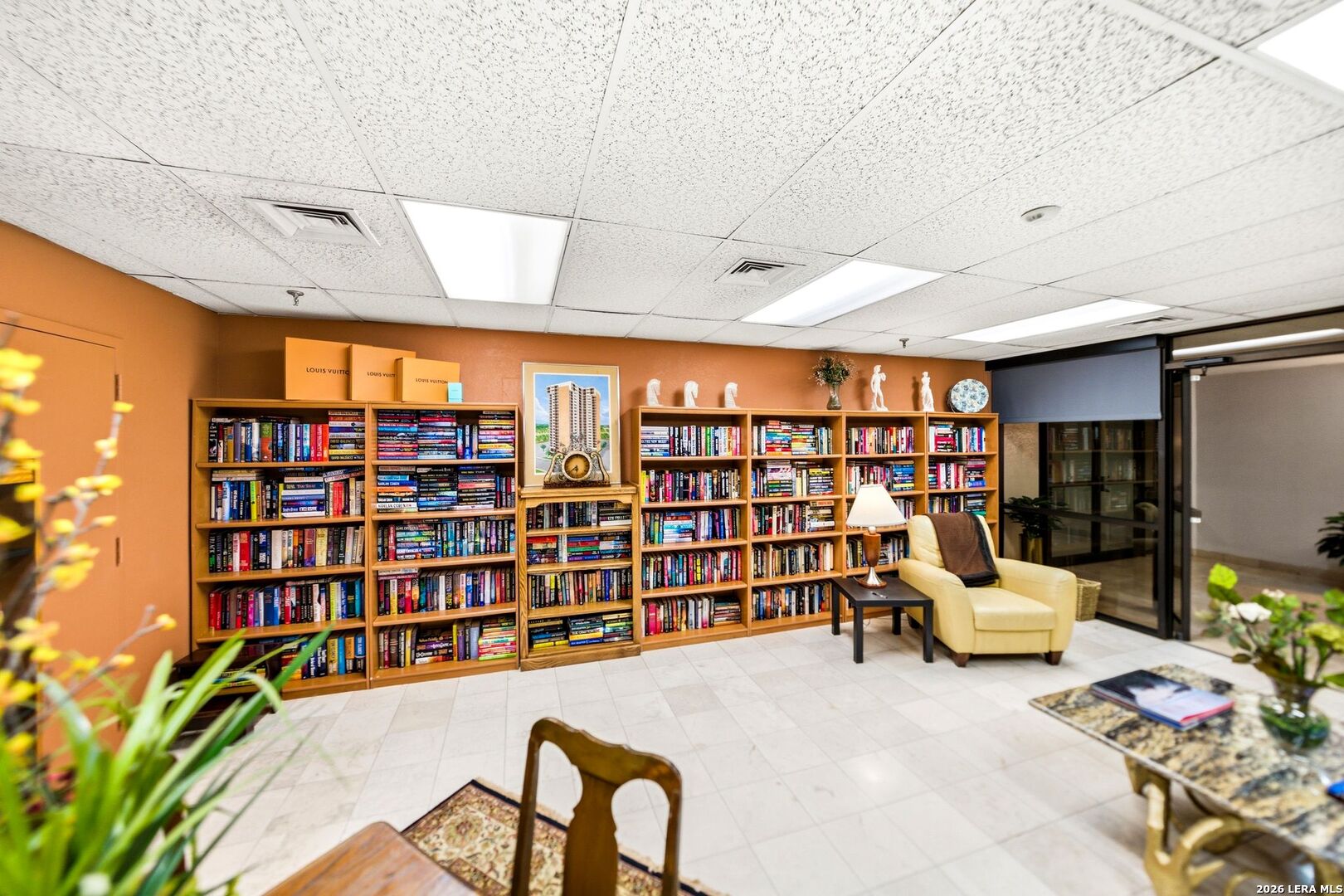 7701 Wurzbach Road, Unit 2302 San Antonio, TX 78229 - Photo 49 of 49 a reading room with furniture and book shelf