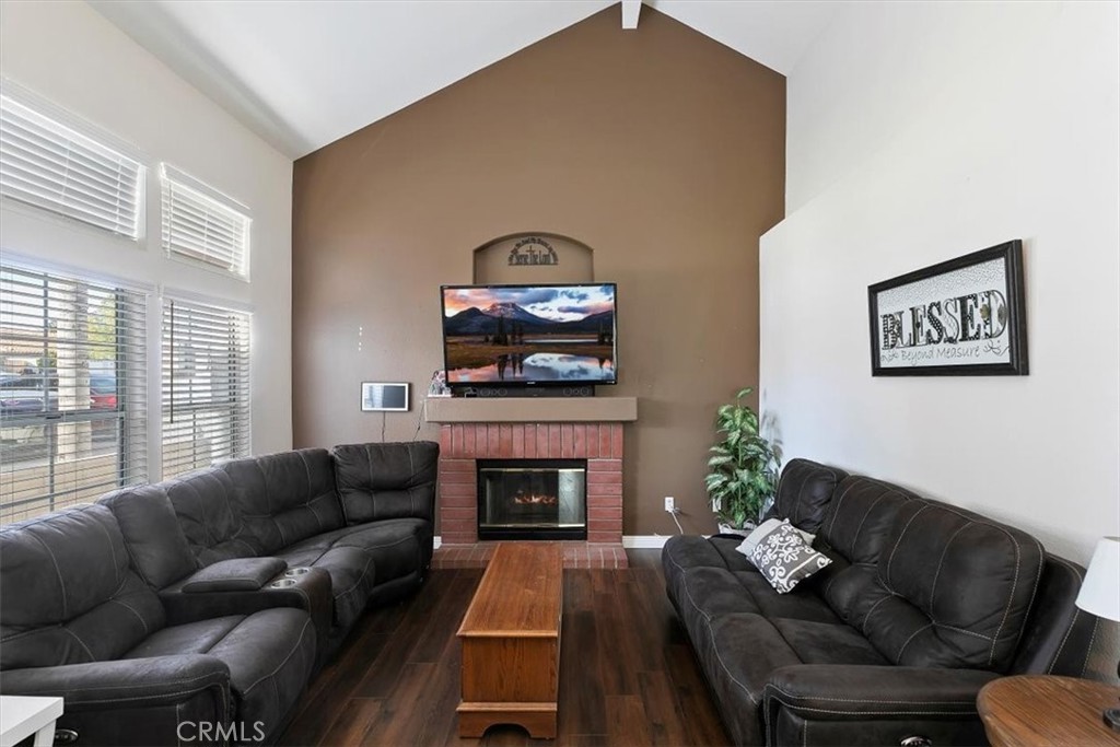 20628 Mesa Oak Drive Riverside, CA 92508 - Photo 12 of 49