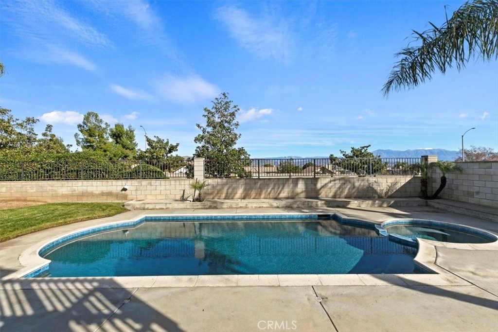 20628 Mesa Oak Drive Riverside, CA 92508 - Photo 48 of 49