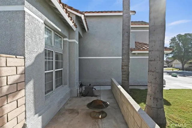 $699,900 | 20628 Mesa Oak Drive, Riverside, CA 92508