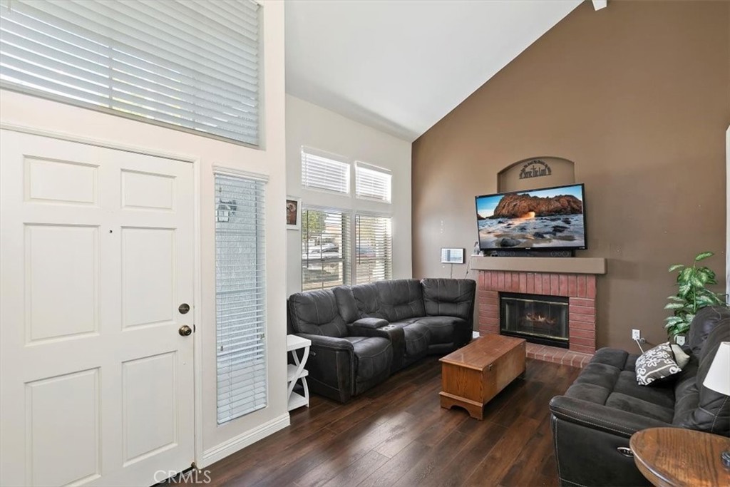 20628 Mesa Oak Drive Riverside, CA 92508 - Photo 9 of 49