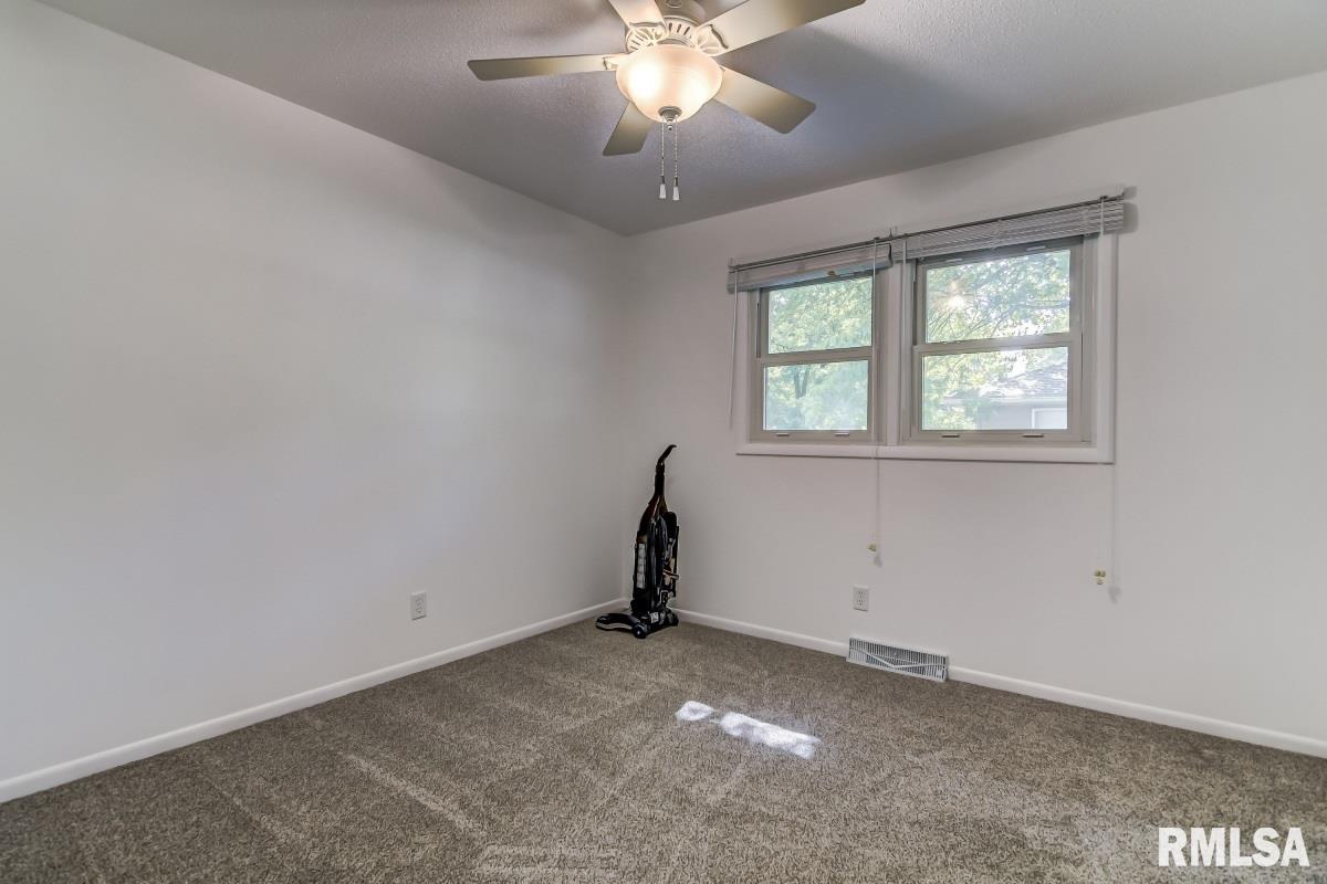 4029-4031 Pickfair Road Springfield, IL 62703 - Photo 29 of 44
