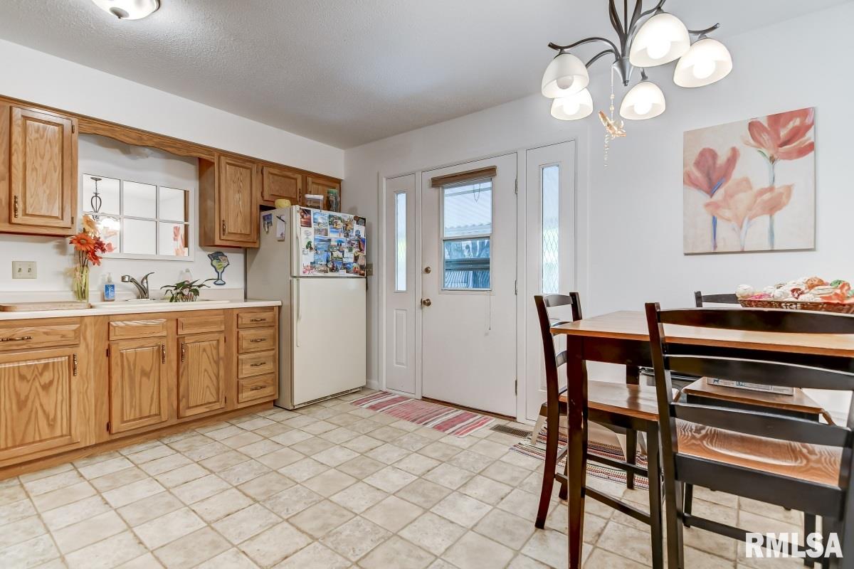 4029-4031 Pickfair Road Springfield, IL 62703 - Photo 8 of 44