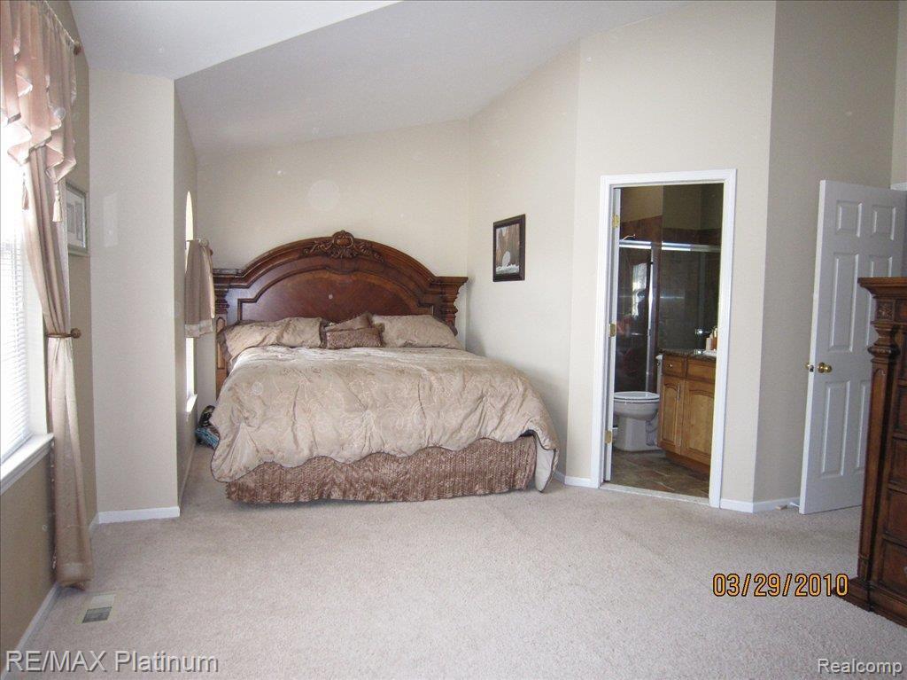 2749 Court Lane Howell, MI 48843 - Photo 9 of 25 court master suite