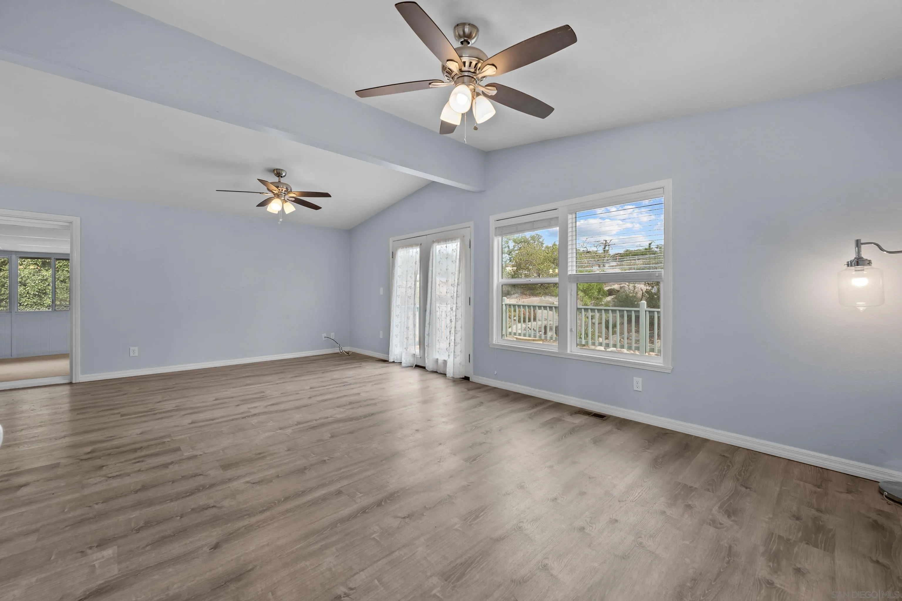18218 Paradise Mountain Road, Unit 199 Valley Center, CA 92082 - Photo 10 of 41 Dining Area