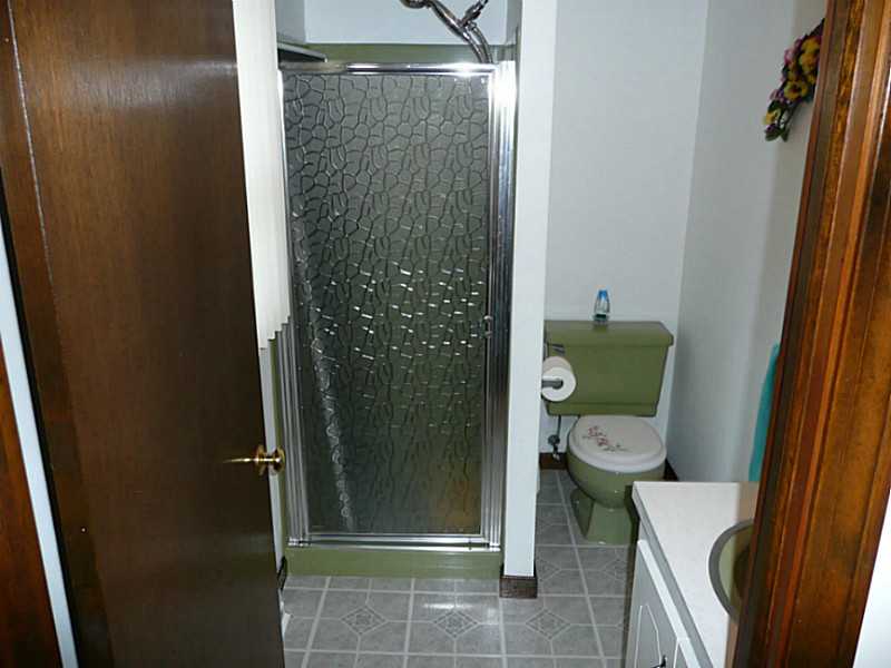 525 Knotty Oak Road Coventry, RI 02816 - Photo 8 of 15 Master Bath/Spa.