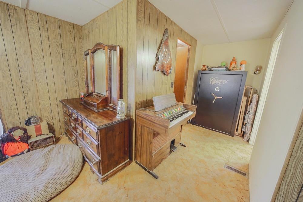 15655 Jones Road White City, OR 97503 - Photo 23 of 28 Additional Photo