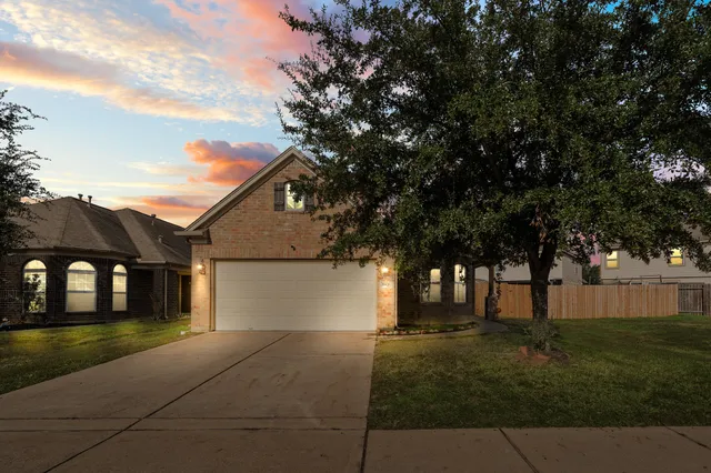 $308,000 | 11426 Baldwin Spruce Trail, Tomball, TX 77375