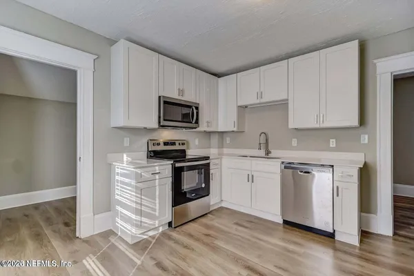 $1,700 | 2781 College Street, Jacksonville, FL 32205
