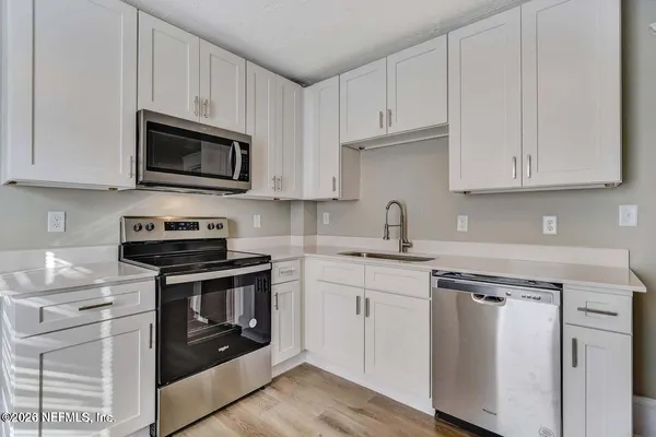$1,700 | 2781 College Street, Jacksonville, FL 32205