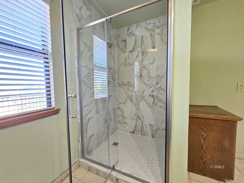 308 West Cielo Avenue Ridgecrest, CA 93555 - Photo 21 of 43