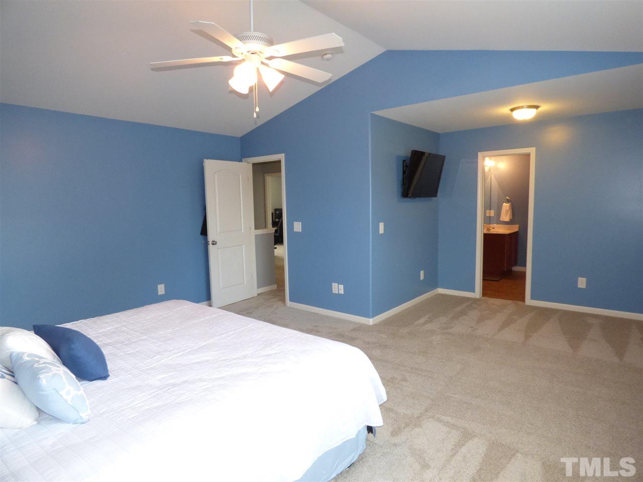 4833 Quarryman Road Raleigh, NC 27610 - Photo 14 of 25 Gallery Image 14