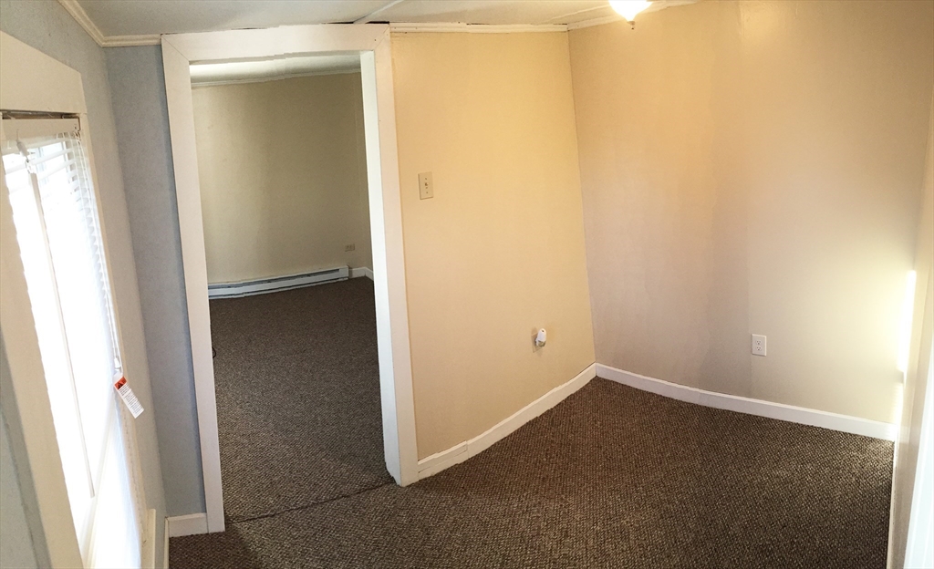 160 Wanoosnoc Road Fitchburg, MA 01420 - Photo 14 of 22